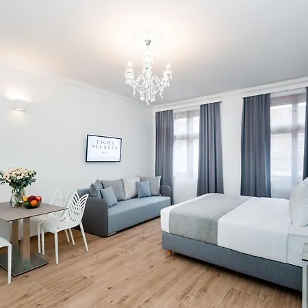 Lejlighedshotel Eight Secrets Boutique By Dwellfort 4*