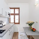 Appart hôtel Eight Secrets Boutique By Dwellfort 4*