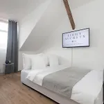 Eight Secrets Boutique By Dwellfort Prague