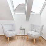 Eight Secrets Boutique By Dwellfort Prague