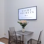 Eight Secrets Boutique By Dwellfort Aparthotel 4*